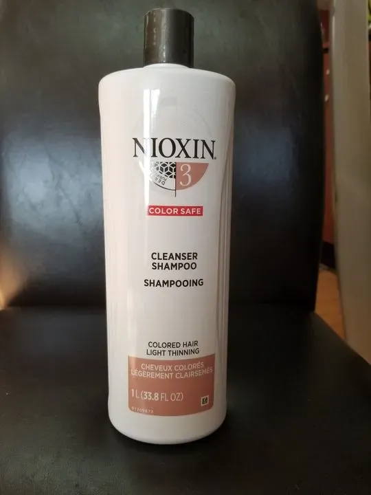 https://cdn.salonspotlight.com/photos/V9wBFcMC3xZzajtnFJE6/5e996ac7-fb23-4def-baff-b6eb0aee455b_720x720