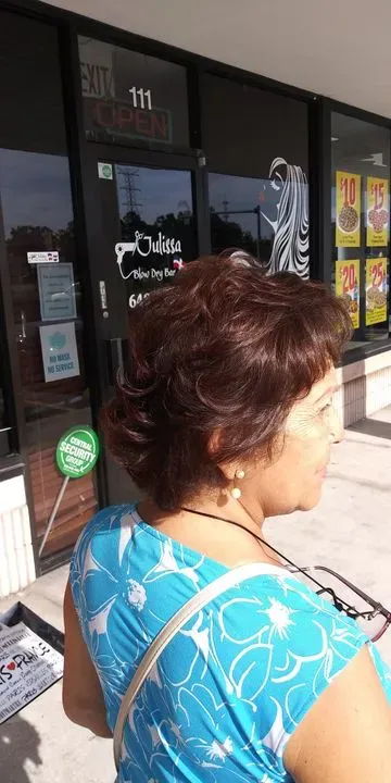 https://cdn.salonspotlight.com/photos/VAliBRPB8HjEkWR0ftiU/c85b6632-3b74-47fa-886a-d212f484a00a_720x720