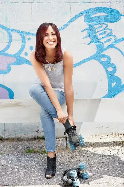 https://cdn.salonspotlight.com/photos/VH4mokRqjC76jqKYOpYB/5f465d59-2586-49a3-98dd-f198514cde2f_720x720