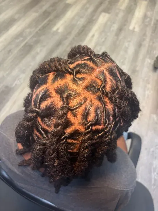 https://cdn.salonspotlight.com/photos/VYegn8xX9jDRWdIgseYG/f404db8f-51a8-49f3-be3f-3a9013390391_720x720