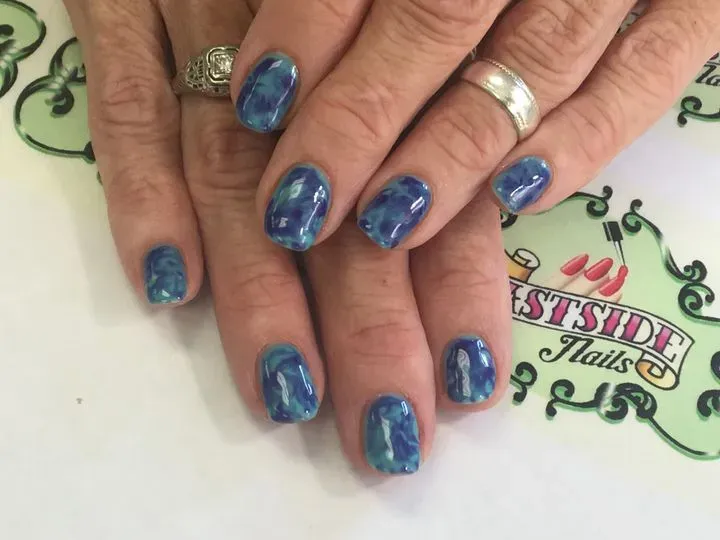 https://cdn.salonspotlight.com/photos/Vb52ThAeeu9bclMImfpJ/f57a6662-d240-4080-9f5e-42c1d0246ab8_720x720