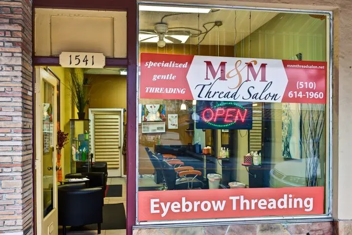 https://cdn.salonspotlight.com/photos/VfIAQt1modvXVb55U7PT/3f6e59c3-ee96-4a18-bc38-4aff78b35e03_720x720