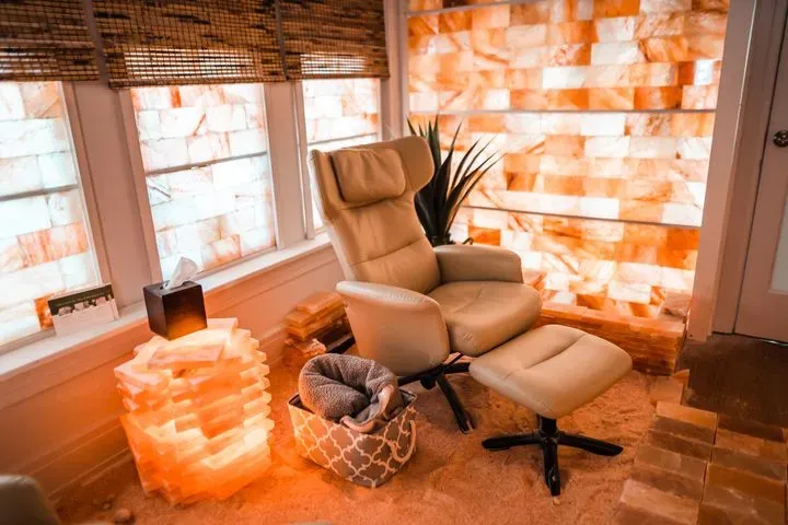 https://cdn.salonspotlight.com/photos/VirCiErqmZeDm8YEvjM1/d73b2e63-4b2c-4758-94db-110f083b74cb_720x720