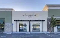 https://cdn.salonspotlight.com/photos/VlSmqMvIjYSnXWJ37rBj/c6904de5-036c-4123-aa35-54c4c709bcd5_720x720