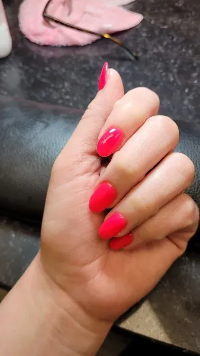 https://cdn.salonspotlight.com/photos/Vqvgb8Htnldsl4h3nnWb/07312db3-dce8-4f4b-b084-9eb9883262c0_720x720