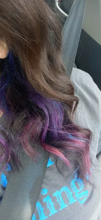 https://cdn.salonspotlight.com/photos/Vs9GRGNDONaWXOdLcBoD/17d97183-3dc7-4d75-9848-d100b4cee888_720x720