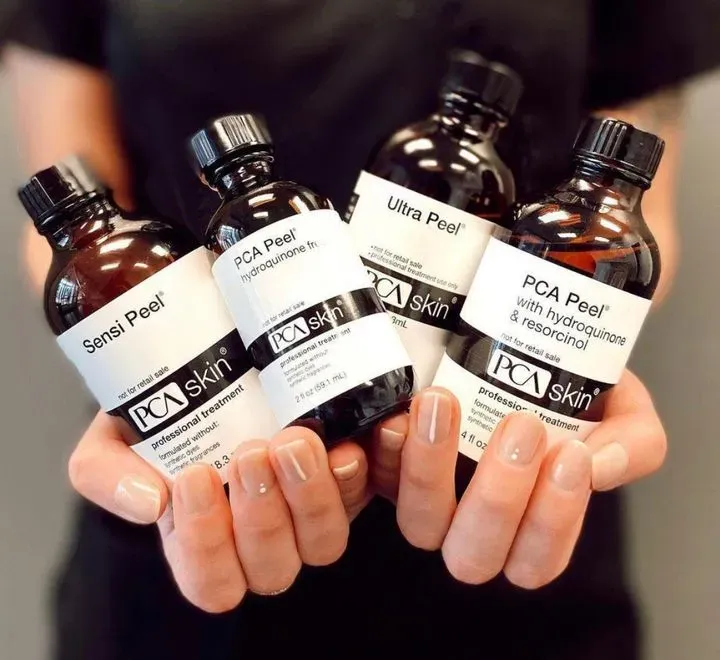 https://cdn.salonspotlight.com/photos/W1oYXiefr0V5YodX1aDA/2e006d02-7d10-41c3-a980-2742a165c26e_720x720