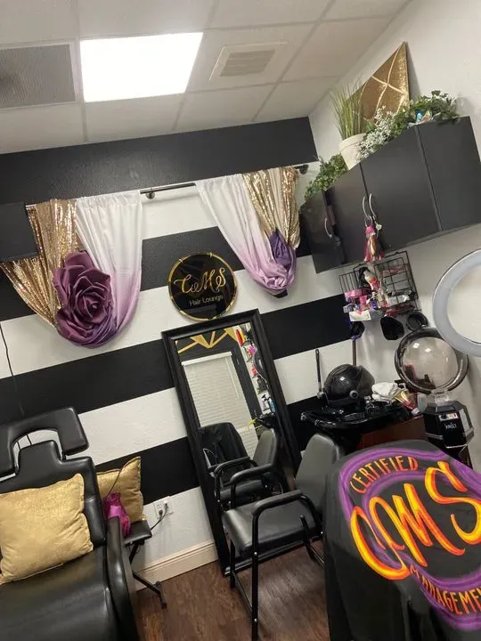 https://cdn.salonspotlight.com/photos/WDbN8pdcKfr8Y7TE7Qem/224ad606-7b4f-4b65-90cd-8fb45f6539ee_720x720