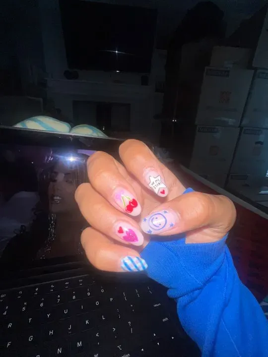 https://cdn.salonspotlight.com/photos/WGj9hSXPlTu4xPuappRo/5dd69b13-9b86-4b62-a266-085ffe56c2f8_720x720
