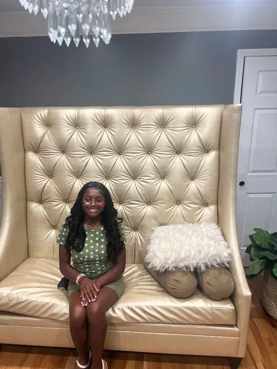 https://cdn.salonspotlight.com/photos/WIwSLwhp0YBTTjIycR6O/ba3e76d1-1ce1-4e77-8832-8eb2fab72df0_720x720