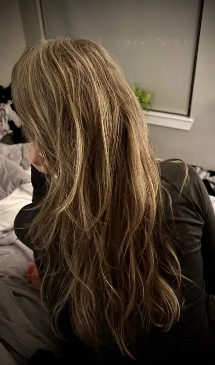 https://cdn.salonspotlight.com/photos/WPm6drBPs5Q1rmMGvyf9/6fb44227-6329-4e5a-80f7-37ff29d0a294_720x720