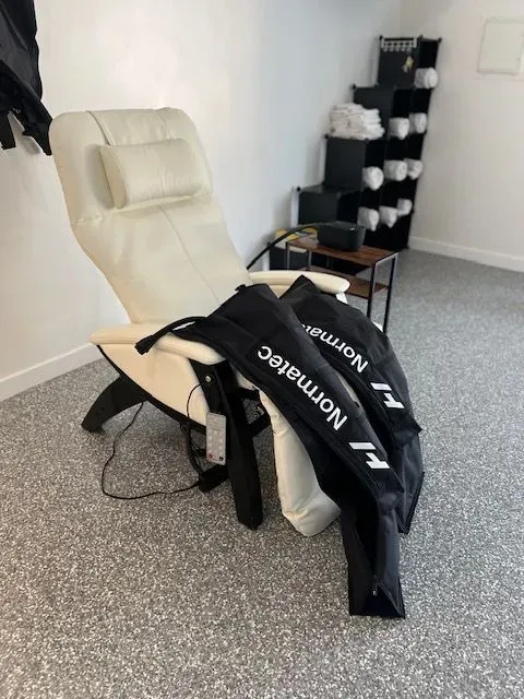 https://cdn.salonspotlight.com/photos/WPz0FZ9B2GBIemEBBkRd/d0667b38-fe62-4320-8b2f-ad46e6ecf2aa_720x720