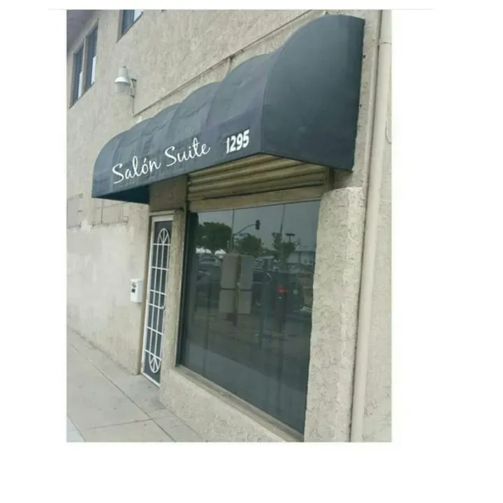 https://cdn.salonspotlight.com/photos/WRkQYG1xnZ3xsgz6m3C4/69d894c9-bc2f-4804-8ac8-b0113f17570e_720x720