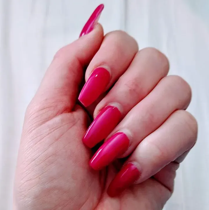 https://cdn.salonspotlight.com/photos/WWheH0Asv3DufyeeQ88v/c91b484a-339b-4aca-9f7c-d44a48cefaca_720x720