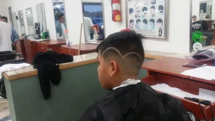 https://cdn.salonspotlight.com/photos/WX7VrZGQvicb1M8azefV/4655ec4d-2dd5-43d5-8bfa-3e0d905ad2c2_720x720