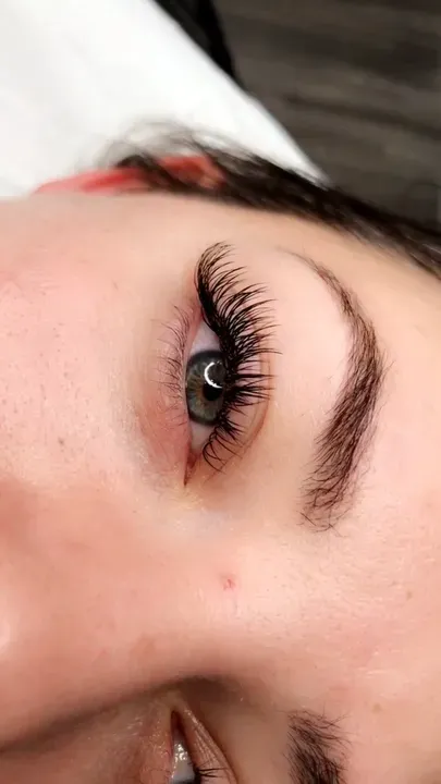 https://cdn.salonspotlight.com/photos/WZT67jtSzfMhoYABFWxB/37d87bba-3db4-4686-ba6e-63aef79e6dc8_720x720