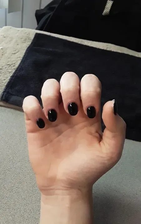 https://cdn.salonspotlight.com/photos/Wajh2bRTB8K4aMGVqMNX/68526dd3-2bd4-424e-a6b0-05cd5117a28e_720x720