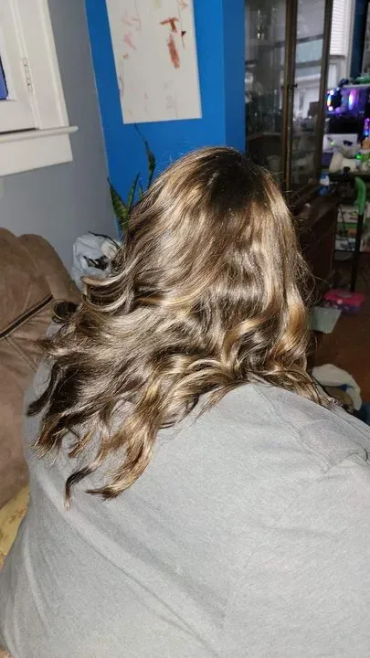 https://cdn.salonspotlight.com/photos/Wajh2bRTB8K4aMGVqMNX/c51a7c95-d8ef-4315-8f5a-89a726e3dc9c_720x720
