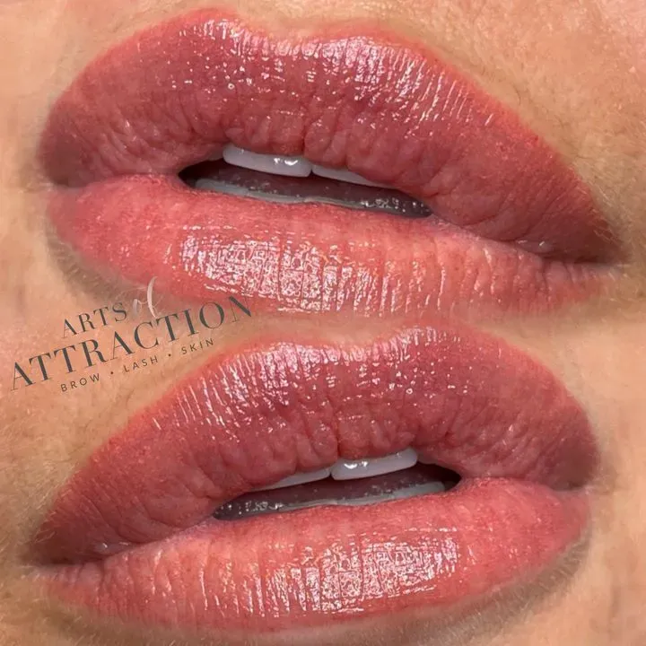 https://cdn.salonspotlight.com/photos/Wc49U9xuo0twykMfbQaS/07bcc07c-a832-479c-b06a-bba229f5a0bf_720x720