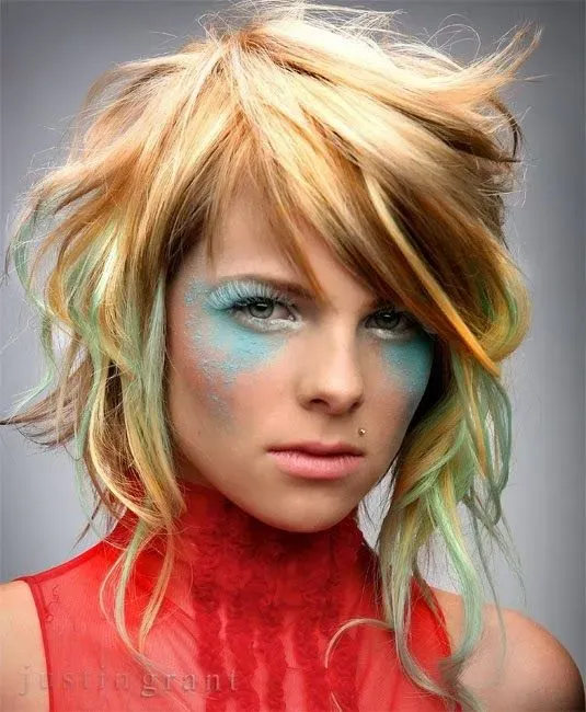 https://cdn.salonspotlight.com/photos/WcA1CCUBhlUE6sMEIkzK/d293ae73-35f8-4923-9e24-9968ca3382d4_720x720