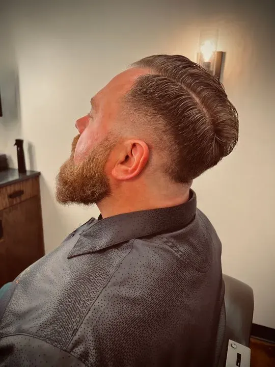 https://cdn.salonspotlight.com/photos/WnXJmQjpbuGCETnmL3bB/8d7e4340-3b8d-4e56-b4ad-05247d6b146e_720x720