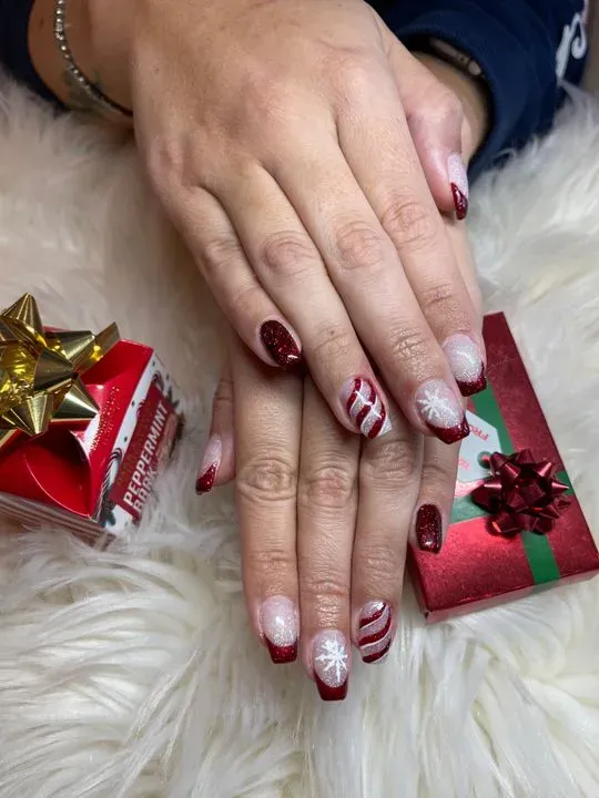https://cdn.salonspotlight.com/photos/WwDh3V5m4AdvctpgItwG/10431a80-9516-424a-8673-ffcdccb4a3e9_720x720
