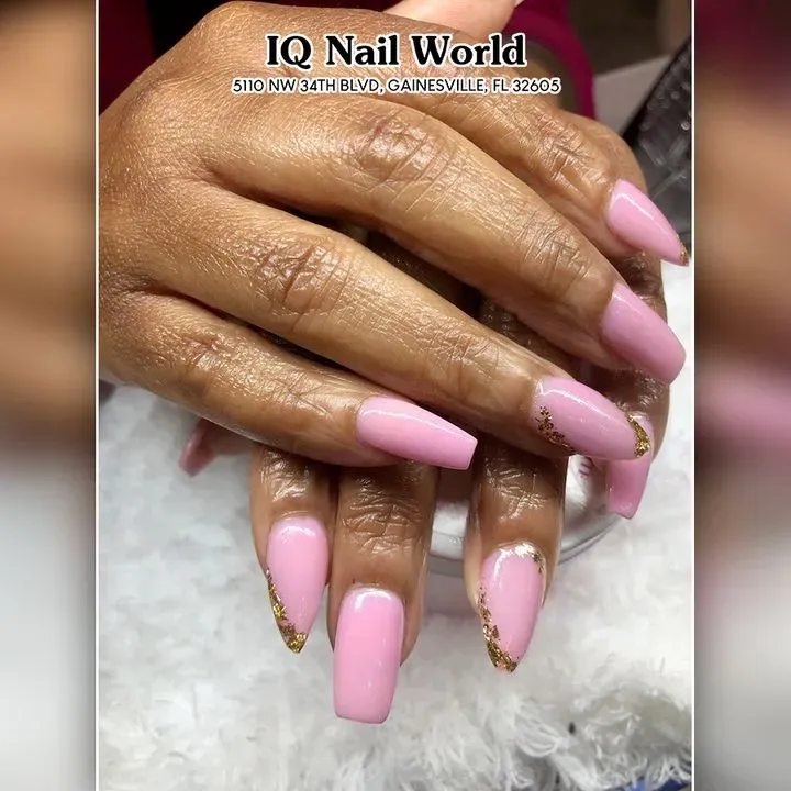 https://cdn.salonspotlight.com/photos/X2XlNsNYcNhzqUnfttFi/26048ca8-ccac-4a27-84c5-2fbaab2e7eb1_720x720