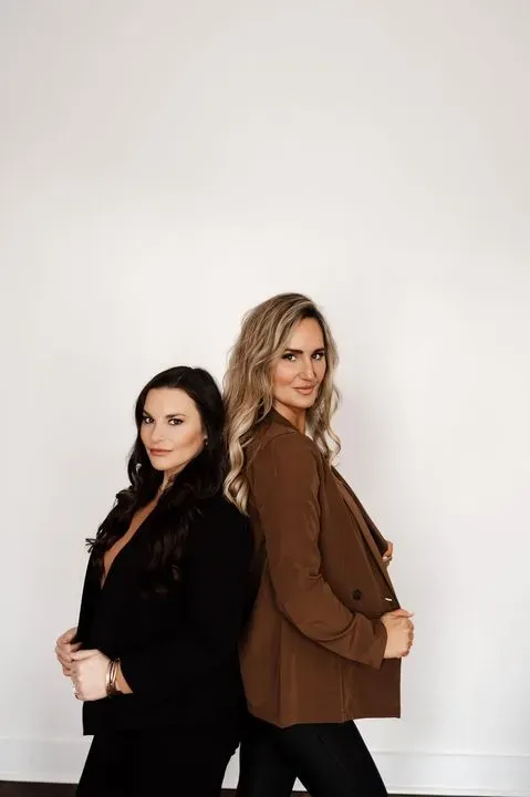 https://cdn.salonspotlight.com/photos/X30Dq9EXAntFFcSYjWPs/401e3add-a951-4366-a434-067c1a7265a4_720x720