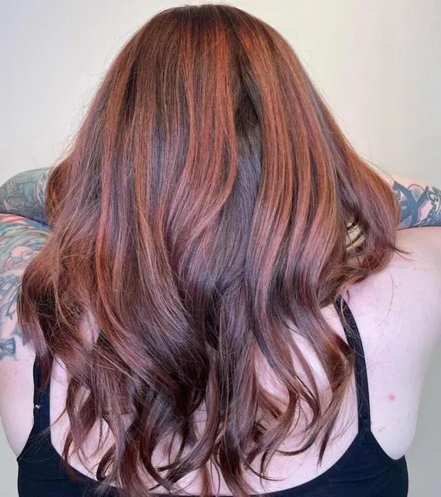 https://cdn.salonspotlight.com/photos/XB7dxyMWtam4d6zKRZKH/08d89f90-9818-4ea3-96cb-60c29d2ee7fa_720x720