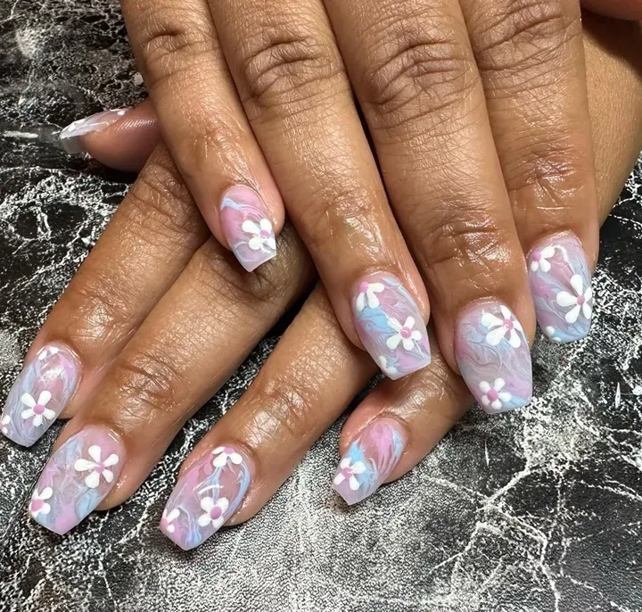 https://cdn.salonspotlight.com/photos/XB7dxyMWtam4d6zKRZKH/6f4c2f61-1d66-4267-80a2-4baf978042b6_720x720