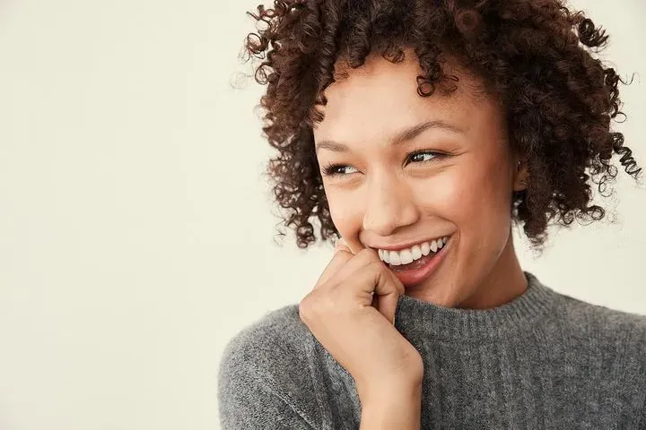 https://cdn.salonspotlight.com/photos/XBOQObQIXoTTHScpnU3p/c04ff9f5-2611-4bb6-944a-599454227a99_720x720