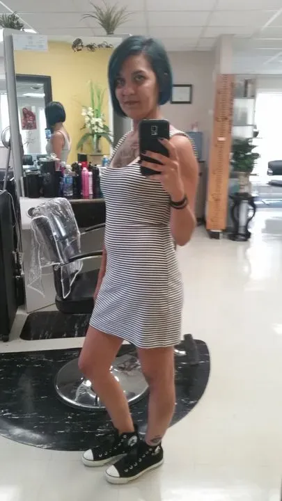 https://cdn.salonspotlight.com/photos/XF9qfSkoeNoH9FmAn50l/aa47533d-4720-420d-b366-8aef64937d40_720x720