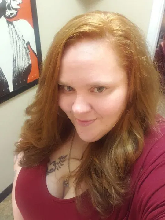 https://cdn.salonspotlight.com/photos/XHiWDH11Ic5X8DqtgDvK/a160db4b-f826-4720-83ce-060f0e7f9f89_720x720