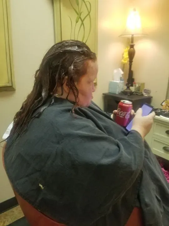 https://cdn.salonspotlight.com/photos/XHiWDH11Ic5X8DqtgDvK/e8a4e367-45bf-4b52-aca7-969e3ff22db4_720x720