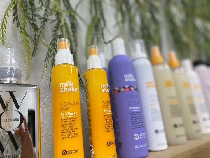 https://cdn.salonspotlight.com/photos/XHxR76weu5iO0fzQK2Zl/dc6d8674-649f-41b7-bf53-765bf88f419c_720x720