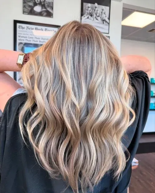 https://cdn.salonspotlight.com/photos/XIk2XLvmlMw0JUCNQheo/8b45d9ef-38ab-4433-aadb-141a066f4101_720x720
