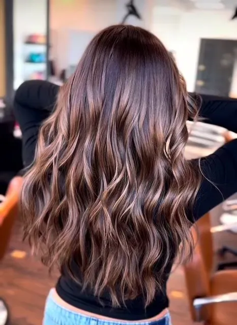 https://cdn.salonspotlight.com/photos/XIk2XLvmlMw0JUCNQheo/f3419d4d-3dd0-4619-b6f1-2cf97f60e681_720x720
