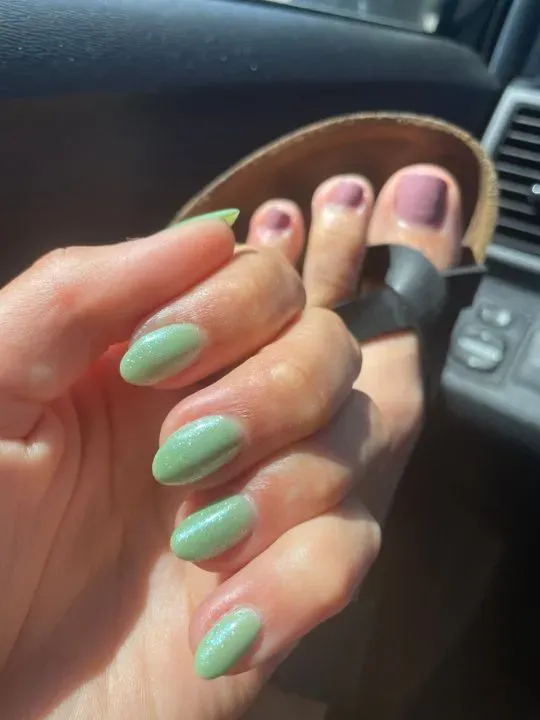 https://cdn.salonspotlight.com/photos/XNnf33cMrAL6hAgXoSyc/b67cefb2-659e-4b6d-ad8b-e0bffca347f0_720x720