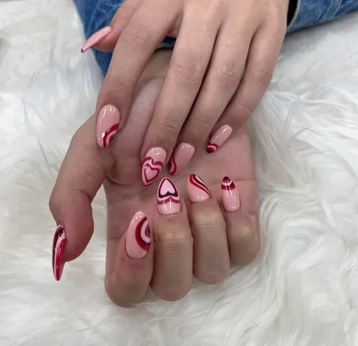 https://cdn.salonspotlight.com/photos/XOMgZ3M5qi8ojOauBZGd/edad039a-b546-4e6b-a8ee-195cd580cc90_720x720