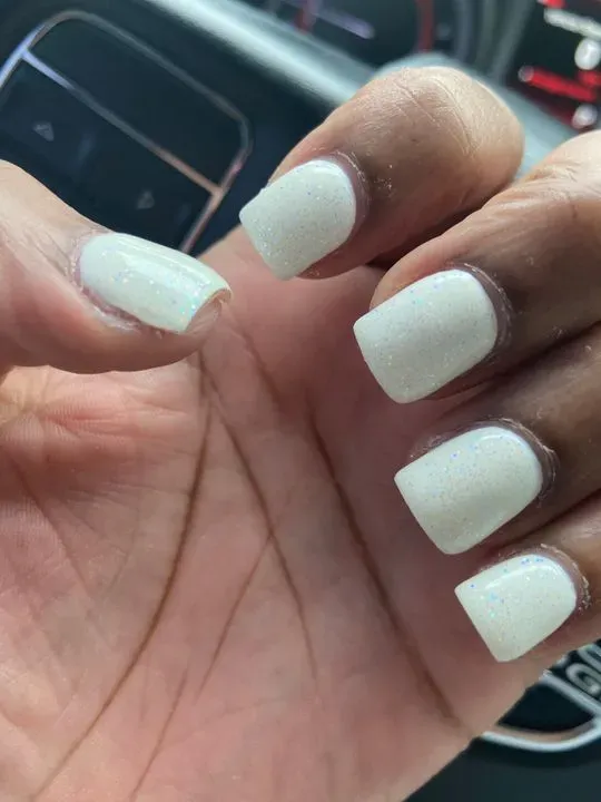 https://cdn.salonspotlight.com/photos/XR6Ck2BC7JpuAwo8dpTx/e40d9cb3-66a0-470f-bd1c-319aa9e957ff_720x720