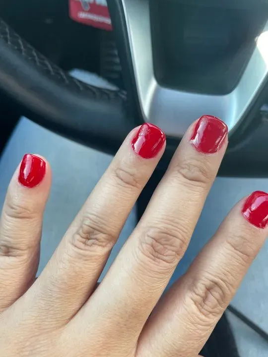 https://cdn.salonspotlight.com/photos/XUW0TILZCOJ8DObGr1gk/1ef9f69e-e947-4edc-a4df-8bd41b4f9f3c_720x720