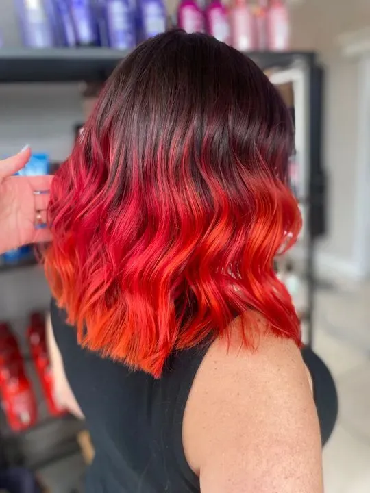 https://cdn.salonspotlight.com/photos/XVUfnOQn91MSWITgxwyF/ecf05b11-5bf2-48f3-bec5-fba1f008d3e4_720x720