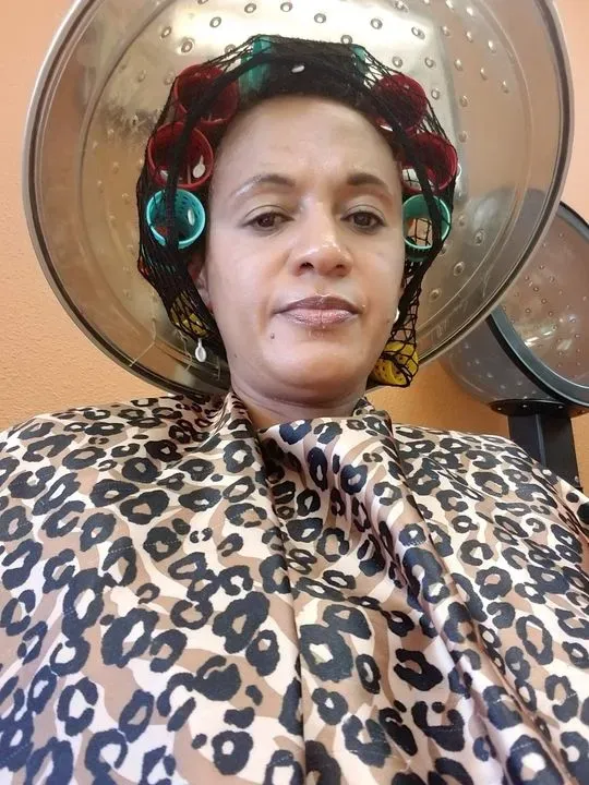 https://cdn.salonspotlight.com/photos/XodC0Ce3CwiKn7b0w7EG/16168608-ff23-475f-8b30-005b63164932_720x720