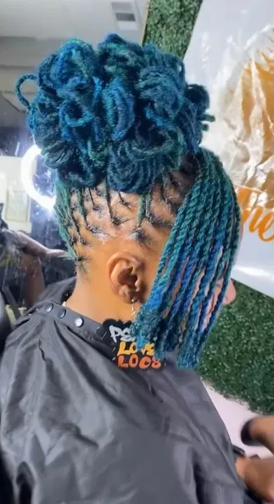 https://cdn.salonspotlight.com/photos/XplC5W25VgBLuvBQW4pq/60f6063c-668c-40c5-994a-83445d04a3b5_720x720