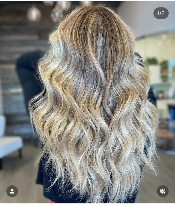 https://cdn.salonspotlight.com/photos/XrzzrIh57eFWdESUlDor/55b95c98-8b69-4380-a478-b27f0389c3b6_720x720