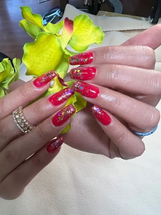 https://cdn.salonspotlight.com/photos/XuPwCThqTe0z20ix3cbl/616d45c8-af71-4391-9c91-b4fcbcef6e32_720x720