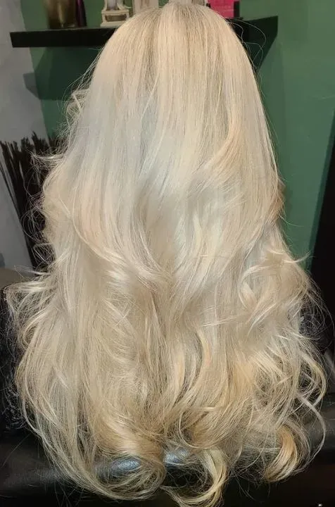 https://cdn.salonspotlight.com/photos/XuiGav8yNgkrSOeODt8M/389012ed-ed4f-4563-8efb-7a17b4751724_720x720