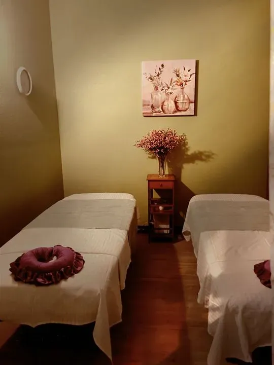 https://cdn.salonspotlight.com/photos/XvJEQtiRJSosbt4j9cP2/5f71d042-75e8-403b-a029-d889450bdbdf_720x720