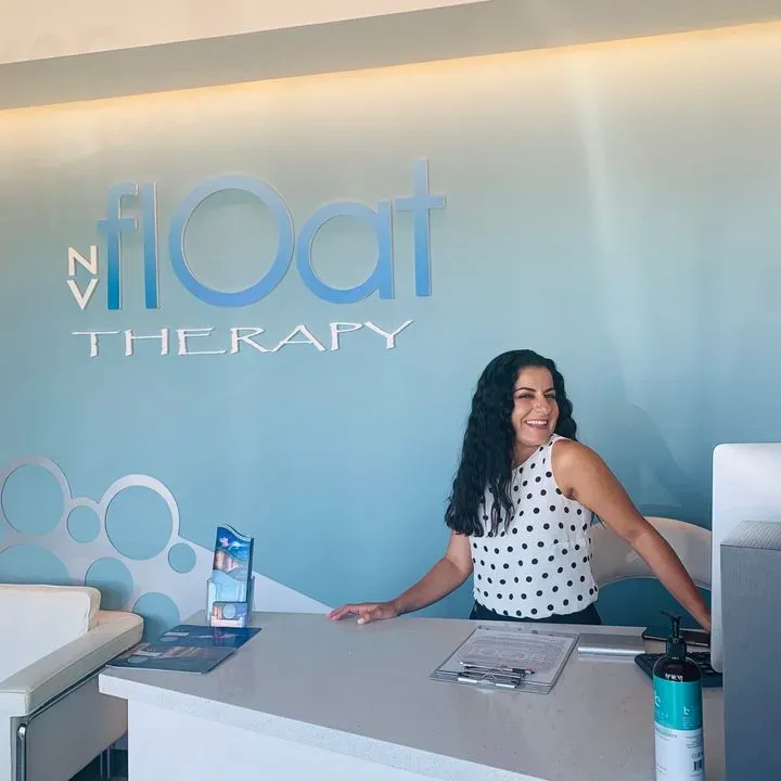 https://cdn.salonspotlight.com/photos/Xw0XzoLYs4oU6nY2Wipu/4287c576-84b7-4928-a1bd-d5d223ca7191_720x720