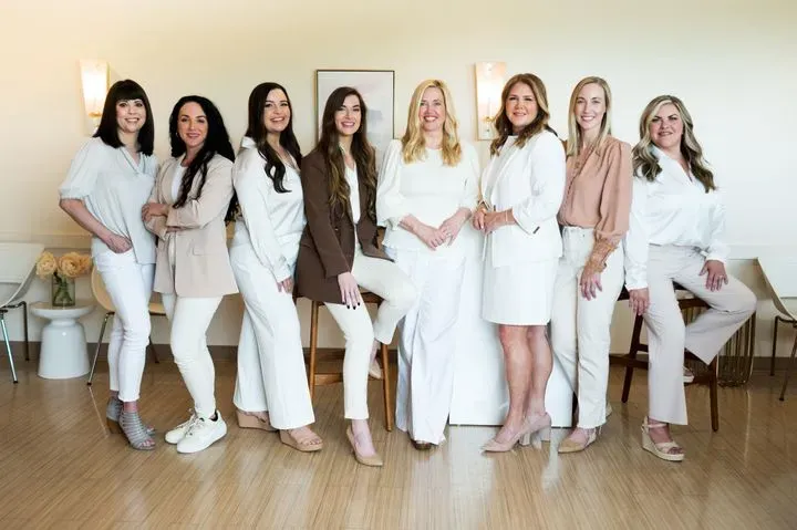 https://cdn.salonspotlight.com/photos/Y4swsXwBwztcPgwH3NwS/2a360338-686a-4f91-8f67-a67a8b2983ed_720x720